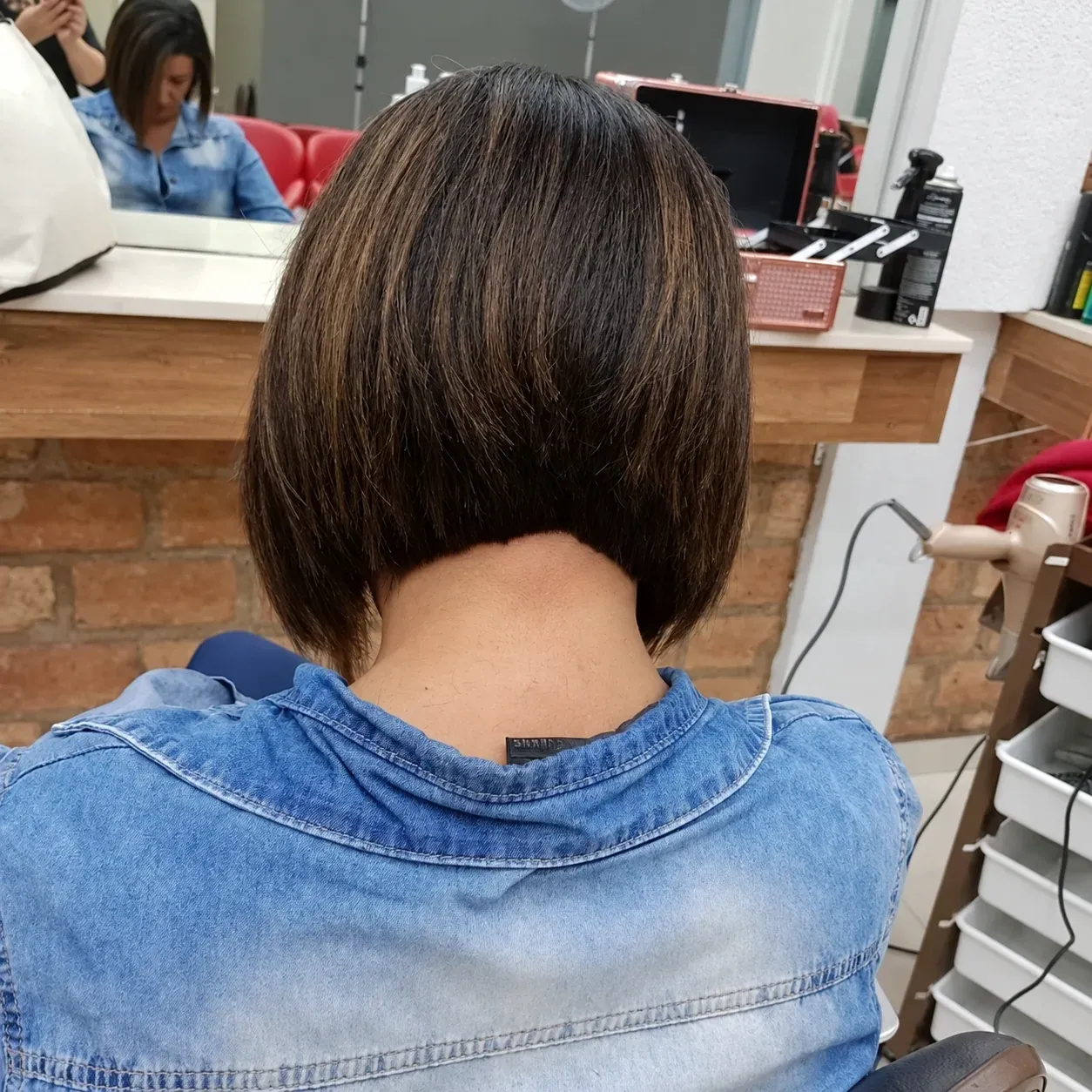 Corte Chanel curto